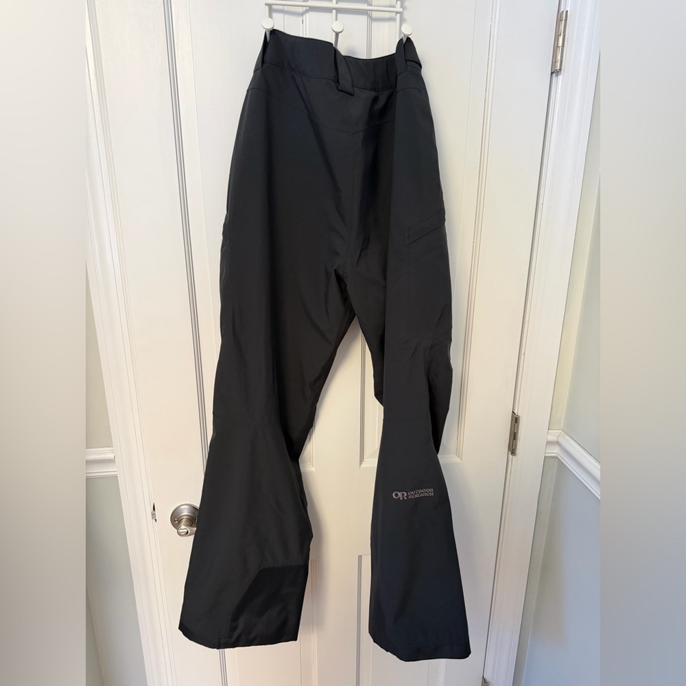 Outdoor Research Men’s Black Snowcrew Insulated Ski Pants